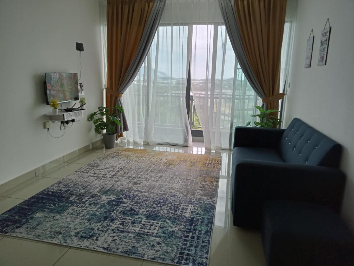 Fz Almyra Homestay Каджанг Экстерьер фото
